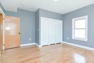 27 Houghton St, Boston, MA 02122 - Photo 20