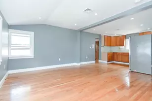 27 Houghton St, Boston, MA 02122 - Photo 10