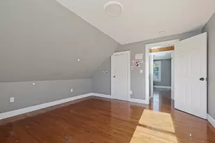 27 Houghton St, Boston, MA 02122 - Photo 38