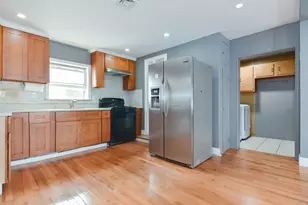 27 Houghton St, Boston, MA 02122 - Photo 12