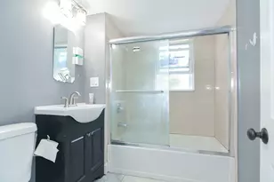 27 Houghton St, Boston, MA 02122 - Photo 18