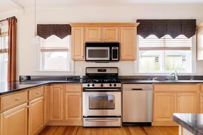 2 Peabody #2, Stoneham, MA 02180 - Photo 2