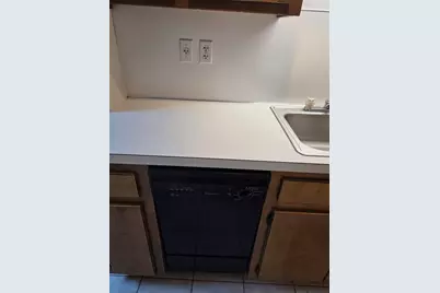 57 Central St #3, West Brookfield, MA 01585 - Photo 4