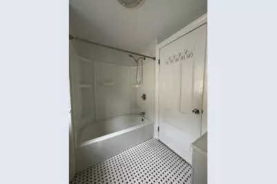 137 Appleton St, Springfield, MA 01108 - Photo 22