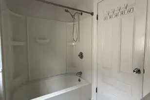 137 Appleton St, Springfield, MA 01108 - Photo 22
