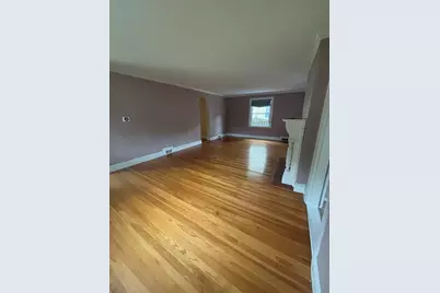 137 Appleton St, Springfield, MA 01108 - Photo 12