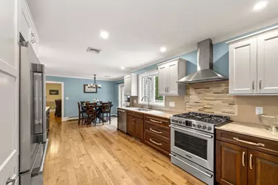 359 Holly Rd, Marshfield, MA 02050 - Photo 10