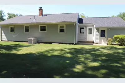 25 Peer St., Springfield, MA 01109 - Photo 4