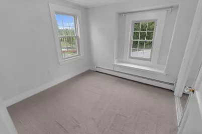 6 Edmond St, Haverhill, MA 01835 - Photo 12