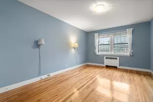 1490 Beacon St, Brookline, MA 02446 - Photo 14
