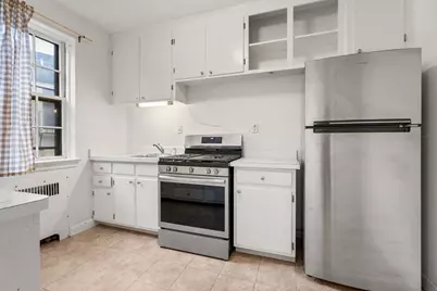 1490 Beacon St #3, Brookline, MA 02446 - Photo 8