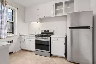 1490 Beacon St, Brookline, MA 02446 - Photo 8