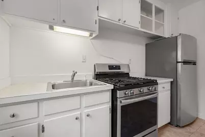 1490 Beacon St #3, Brookline, MA 02446 - Photo 10