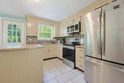 116 Bayberry Rd, North Attleboro, MA 02760 - Photo 6