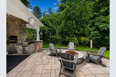 411 Pleasant St, Framingham, MA 01701 - Photo 34