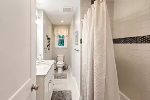411 Pleasant St, Framingham, MA 01701 - Photo 12