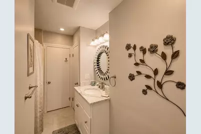 411 Pleasant St, Framingham, MA 01701 - Photo 14