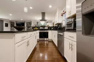 411 Pleasant St, Framingham, MA 01701 - Photo 10