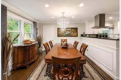 411 Pleasant St, Framingham, MA 01701 - Photo 6