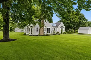 35 Anawan St, Rehoboth, MA 02769 - Photo 2