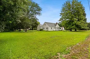 35 Anawan St, Rehoboth, MA 02769 - Photo 4