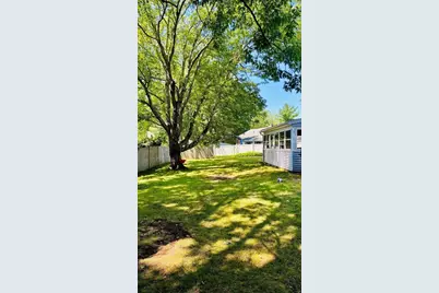 47 S. Center Street, Bellingham, MA 02019 - Photo 24