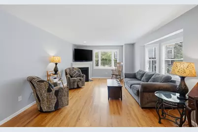 23 Governors Way #D, Milford, MA 01757 - Photo 6