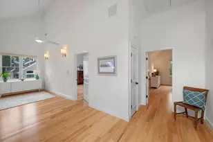 4 Talbot Ln, Reading, MA 01867 - Photo 18