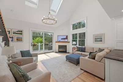 4 Talbot Lane, Reading, MA 01867 - Photo 8