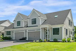 4 Talbot Ln, Reading, MA 01867 - Photo 2