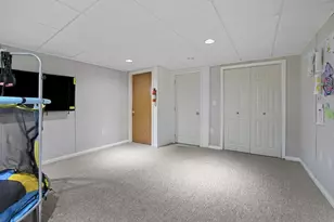 5 Highness Dr, Uxbridge, MA 01569 - Photo 18