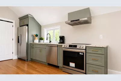 40 Central St #2, Auburn, MA 01501 - Photo 2