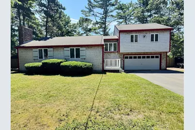 14 Milford St, Plymouth, MA 02360 - Photo 1