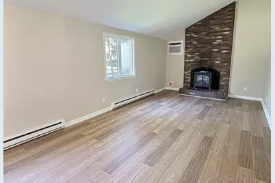 14 Milford St, Plymouth, MA 02360 - Photo 18
