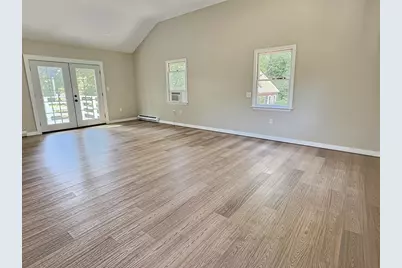 14 Milford St, Plymouth, MA 02360 - Photo 12