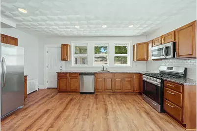 64-66 Kendall St, Lawrence, MA 01841 - Photo 8