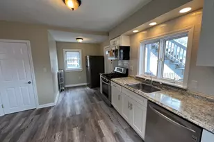 100 Walnut St, Everett, MA 02149 - Photo 4