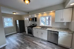 100 Walnut St, Everett, MA 02149 - Photo 6