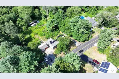 127 Pleasant St, Pembroke, MA 02359 - Photo 18