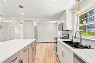 49 Parkside Cir, Braintree, MA 02184 - Photo 14