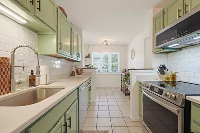 212 Laurelwood Dr #212, Hopedale, MA 01747 - Photo 4