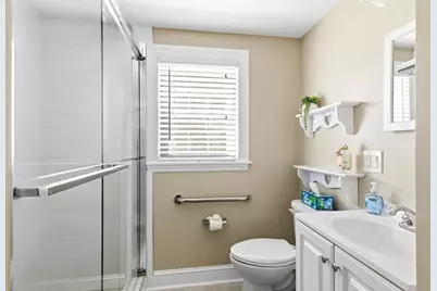 49 Edgeworth St, Weymouth, MA 02189 - Photo 14