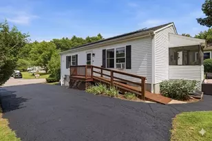 92 Eagle Dr, Douglas, MA 01516 - Photo 1
