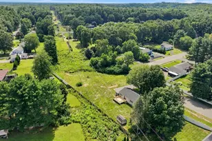 15 Peterson Cir, Agawam, MA 01030 - Photo 36