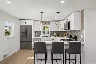 26 Lamb St, Attleboro, MA 02703 - Photo 4