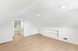 26 Lamb St, Attleboro, MA 02703 - Photo 16