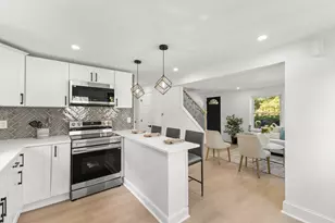 26 Lamb St, Attleboro, MA 02703 - Photo 2