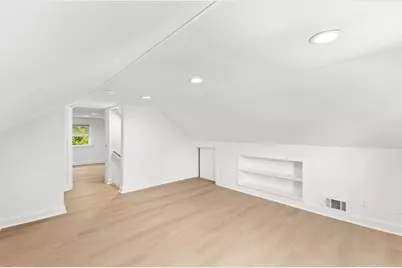 26 Lamb St, Attleboro, MA 02703 - Photo 16