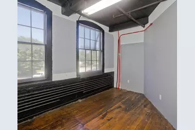 125-143 Main St #208, Springfield, MA 01105 - Photo 2