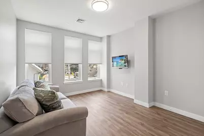 642 Main St #301, Wakefield, MA 01880 - Photo 8